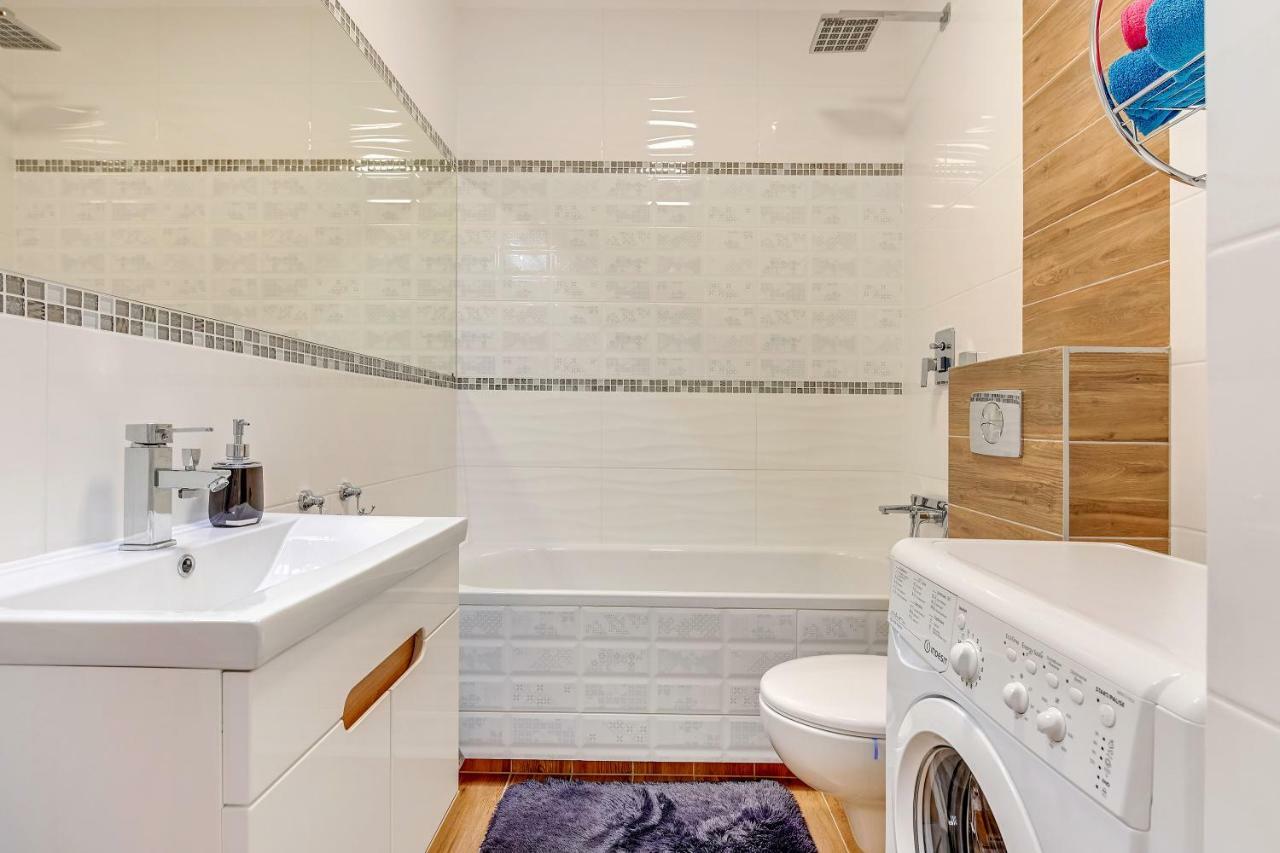 Platinium Spectrum Apartment กดัญสก์ ภายนอก รูปภาพ